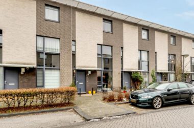 azorenweg 37 almere kosmeier